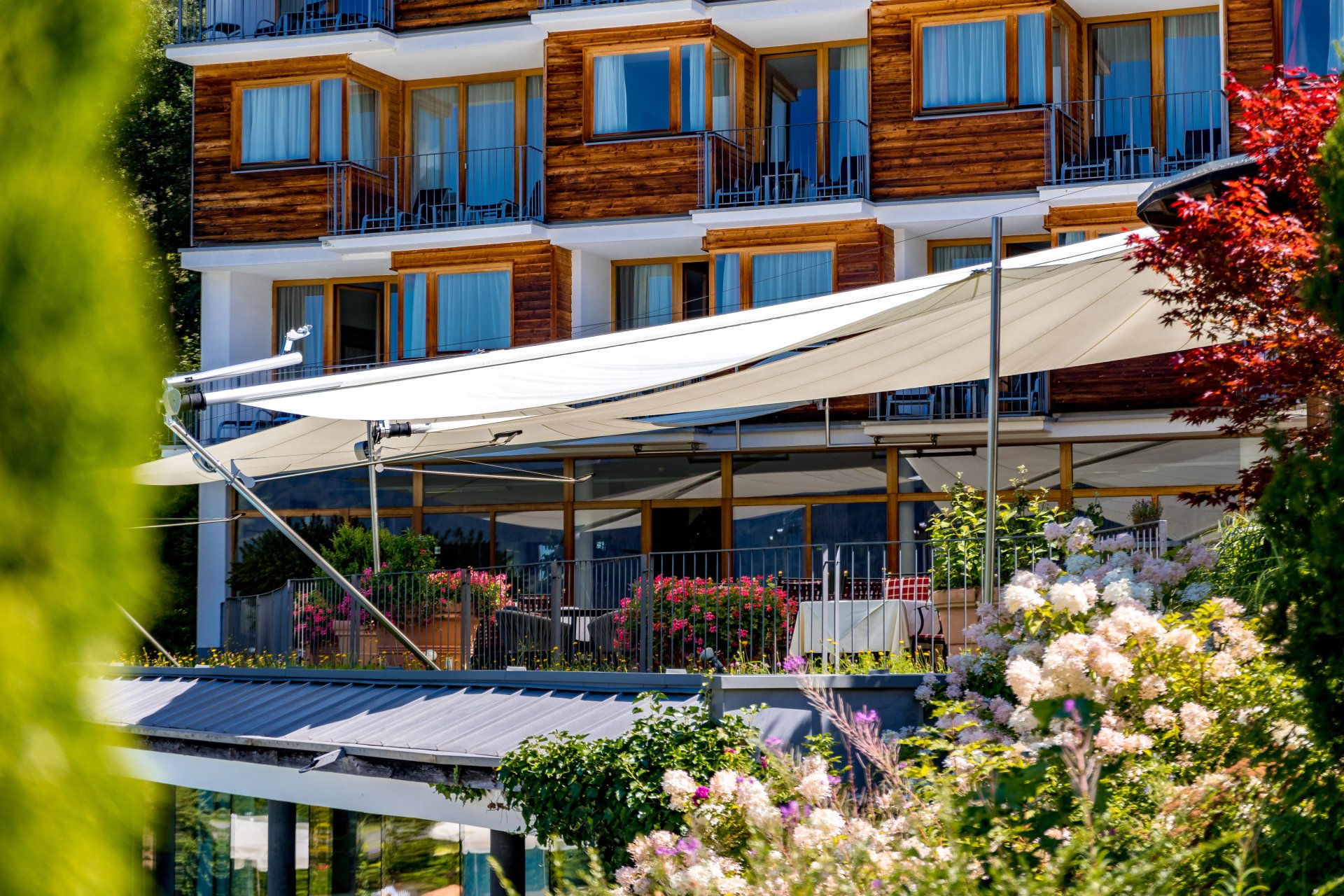 SUNSQUARE Sonnensegel für Bichlhof Kitzbühel