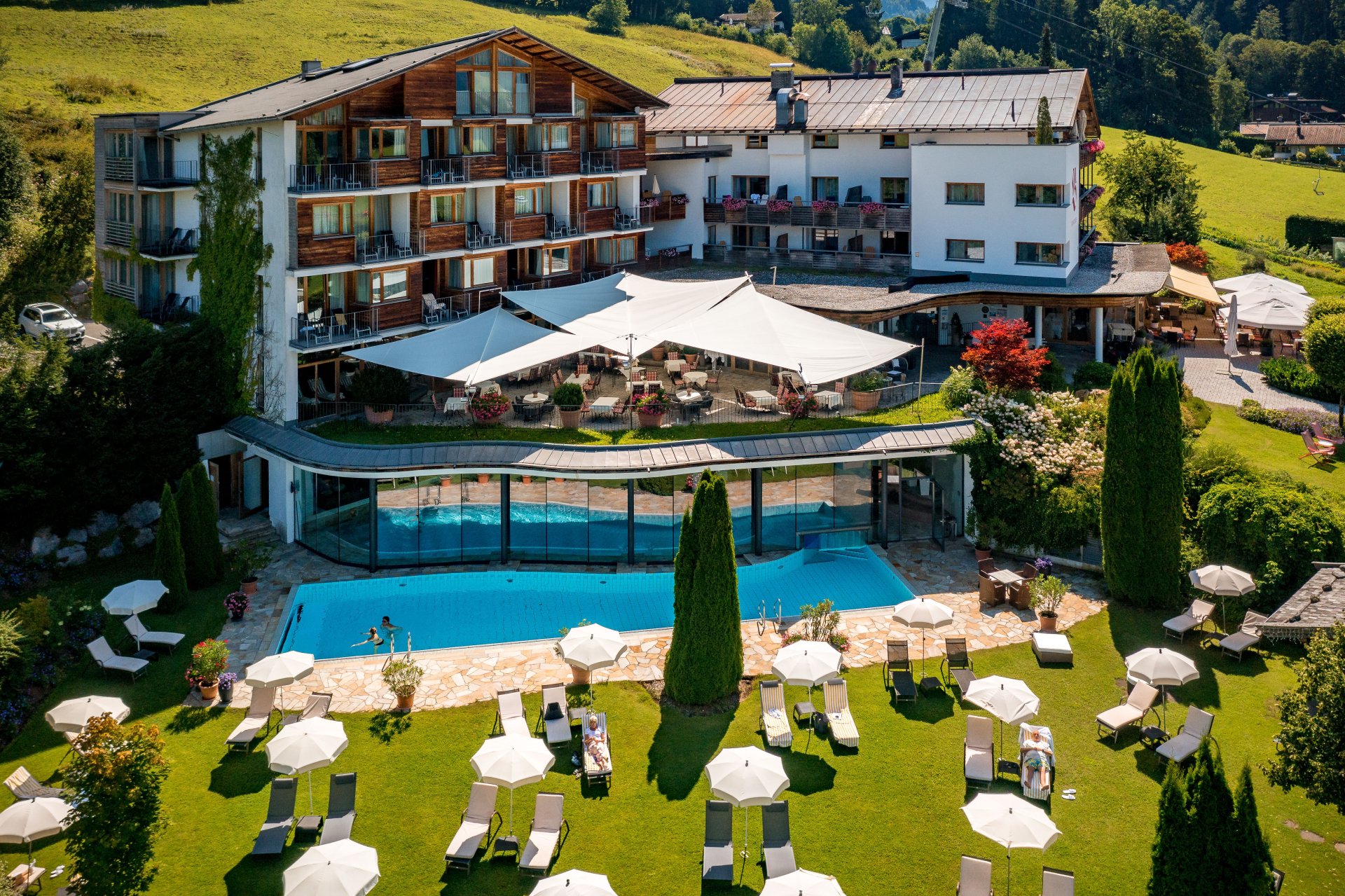 SUNSQUARE Sonnensegel für Bichlhof Kitzbühel