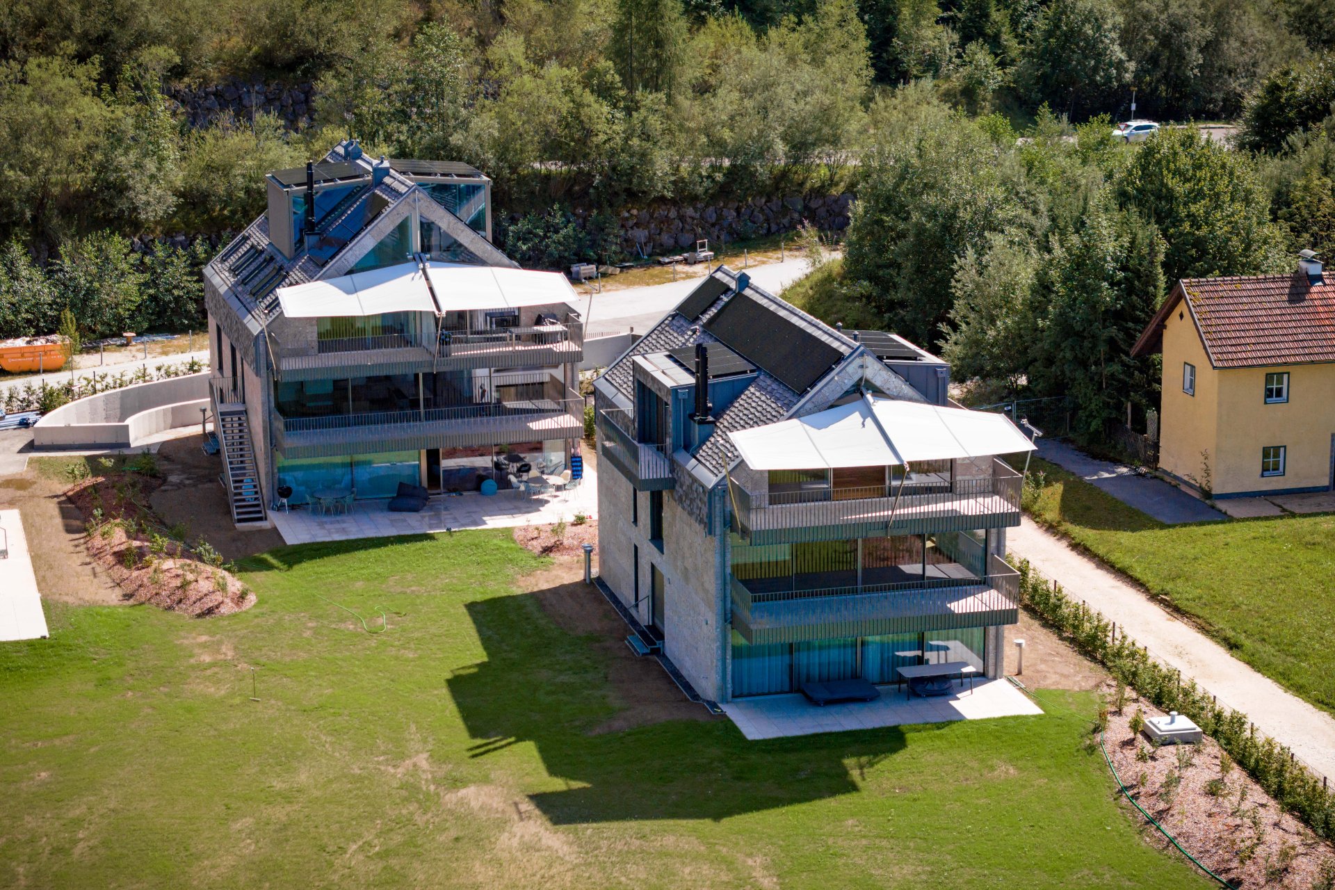 SunSquare am Attersee - beidseitiges Rechtecksegel