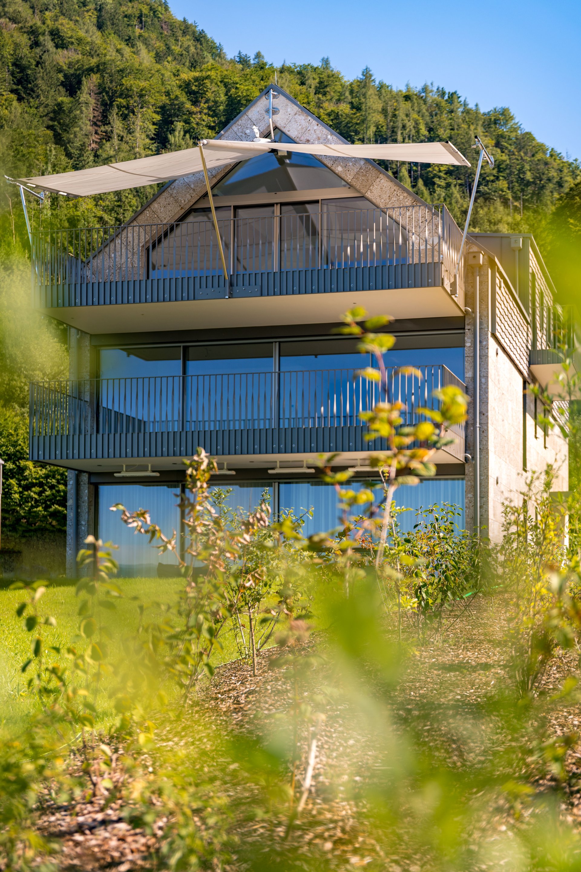 SunSquare am Attersee - beidseitiges Rechtecksegel