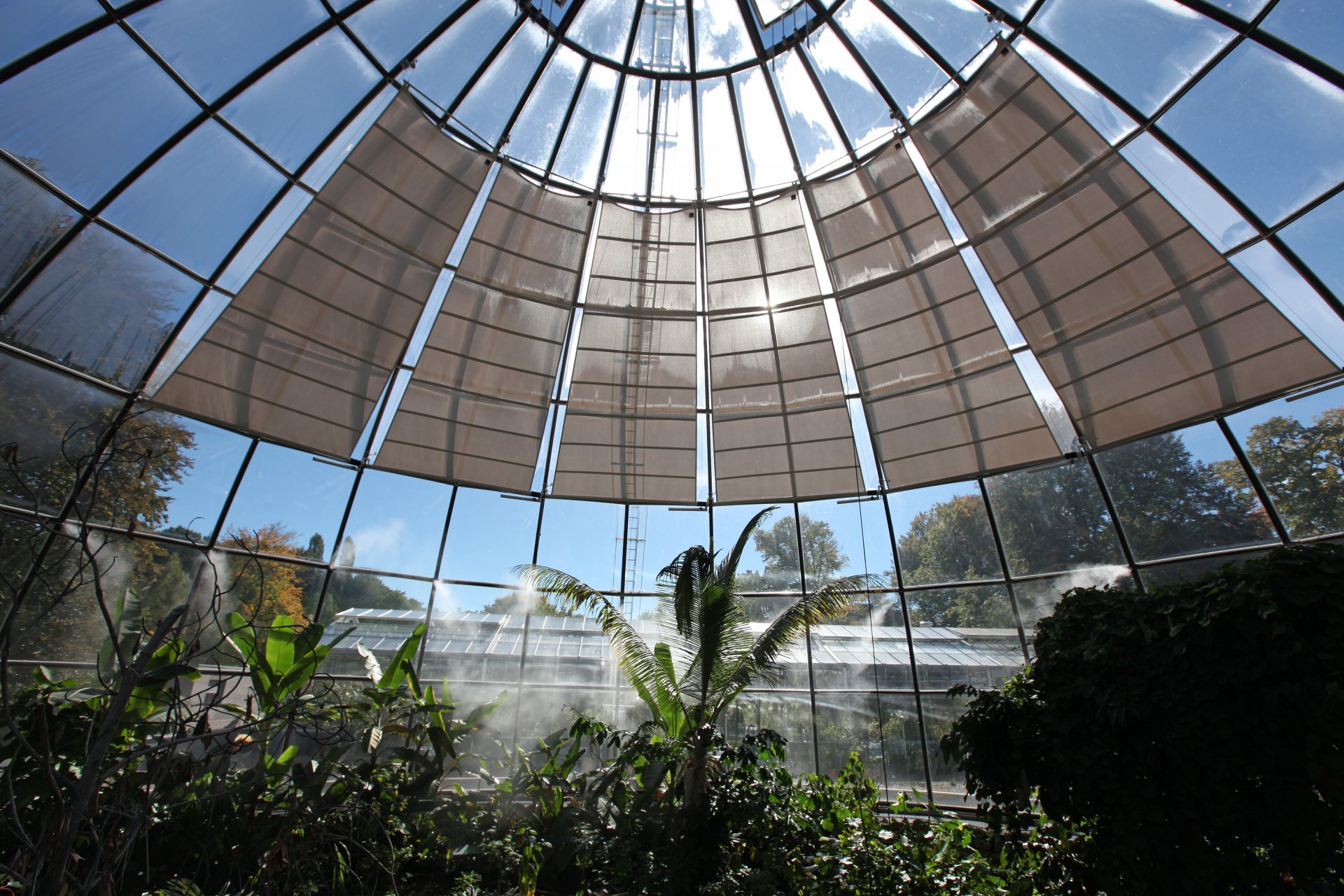 Botanischer Garten Zürich - SunSquare Segel indoor