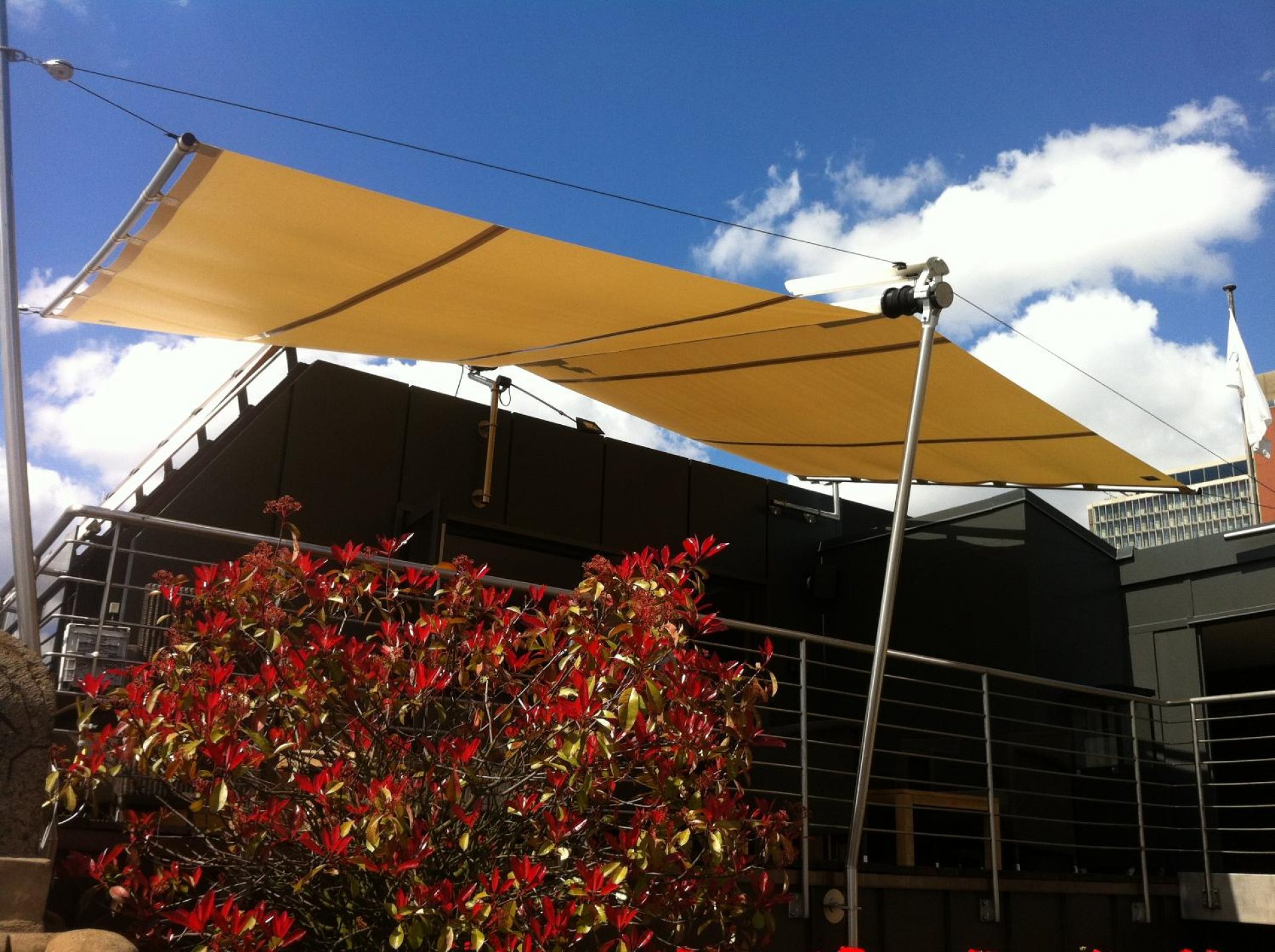 The port club in Hamburg is shaded with an original SunSquare sun sail.