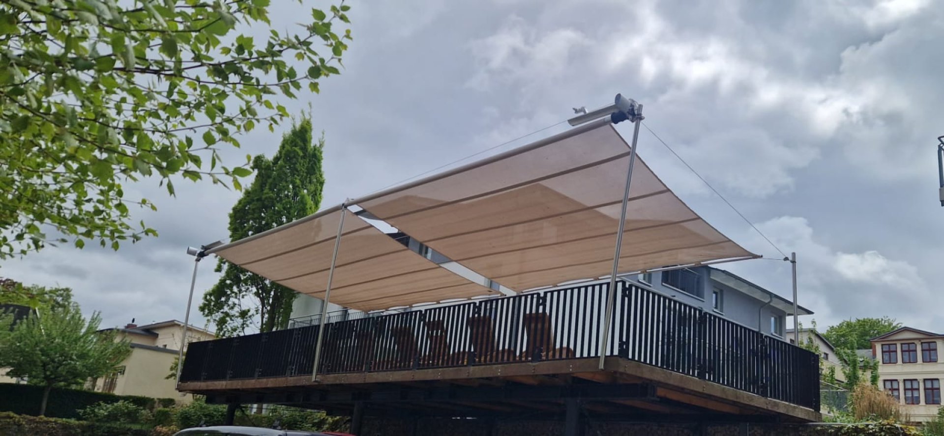 Strandhote Heringsdorf ausgestattet mit SunSquare Sonnensegel